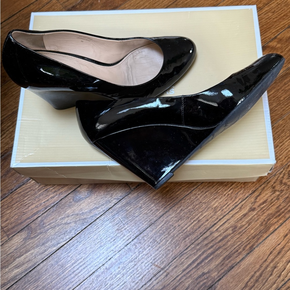 Via Spiga Patent Leather Black Wedges. Women’s Size 9